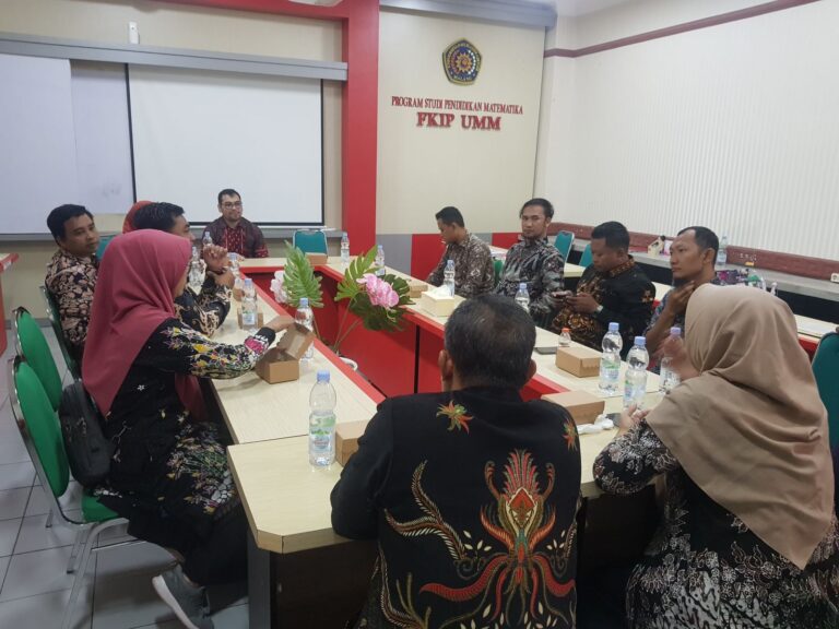 Program Keterampilan Komputer Pendidikan Matematika UMM Mengadakan Ujian Kompetensi