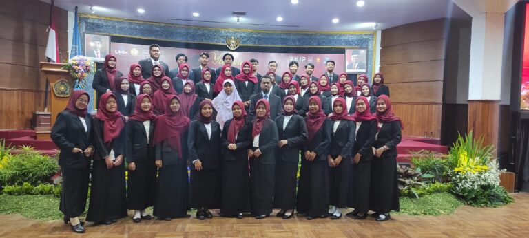 Yudisium Periode IV dan V FKIP UMM: Peningkatan Professionalisme Guru Era Digital Menuju Generasi Emas Indonesia